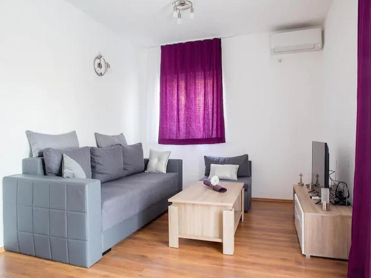 Holiday Home J&D No 2 بودْسْتغانا المظهر الخارجي الصورة